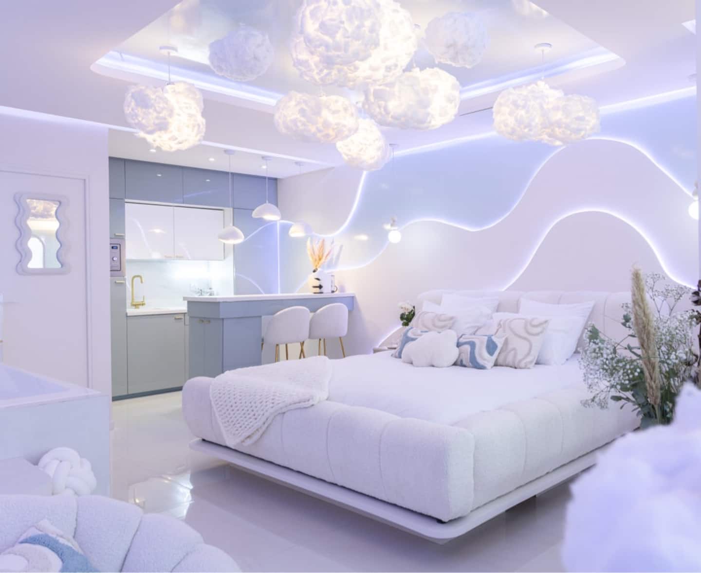 The Moon Suite